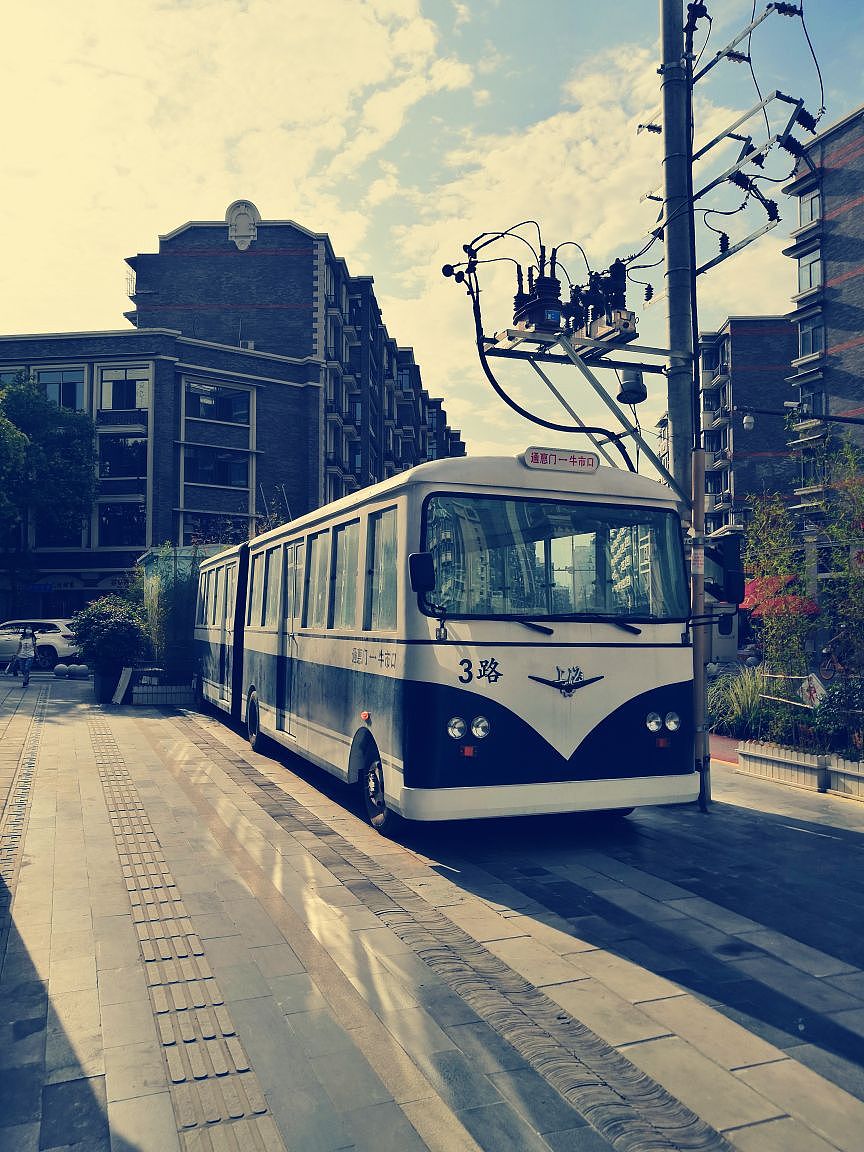 民国风公交车
