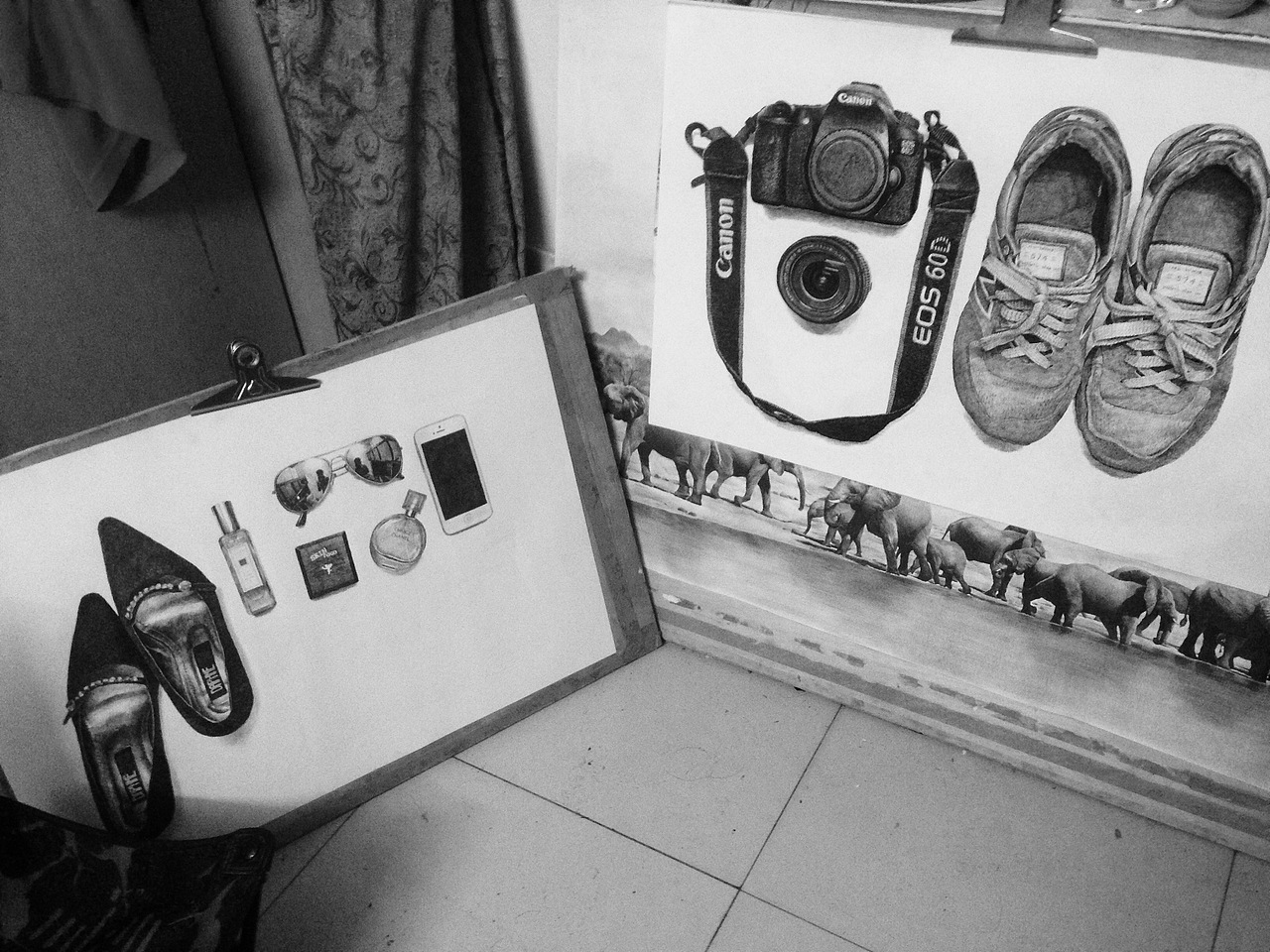 合个影~当时窝在狭小的寝室画的==