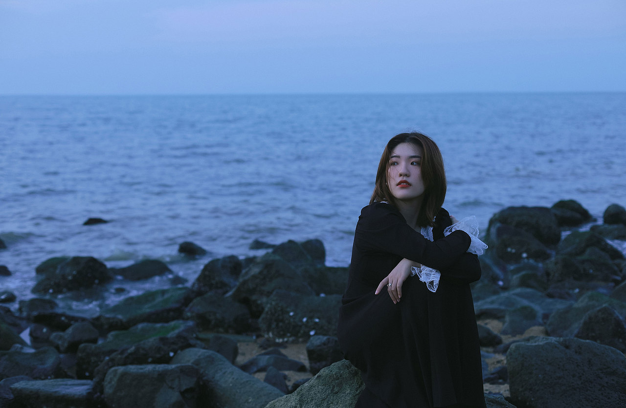 等夏天到了 我就越过这片海 去见你（图ZMjc3NTc1Mzgw） - 人像摄影 - 站酷设计师银儿漂漂原创素材 - 站酷ZCOOL