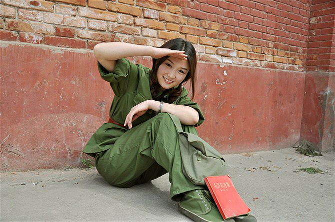 best小霞-军装（图ZNjMzNTg5MTY=） - 人像摄影 - 站酷设计师best小霞原创素材 - 站酷ZCOOL