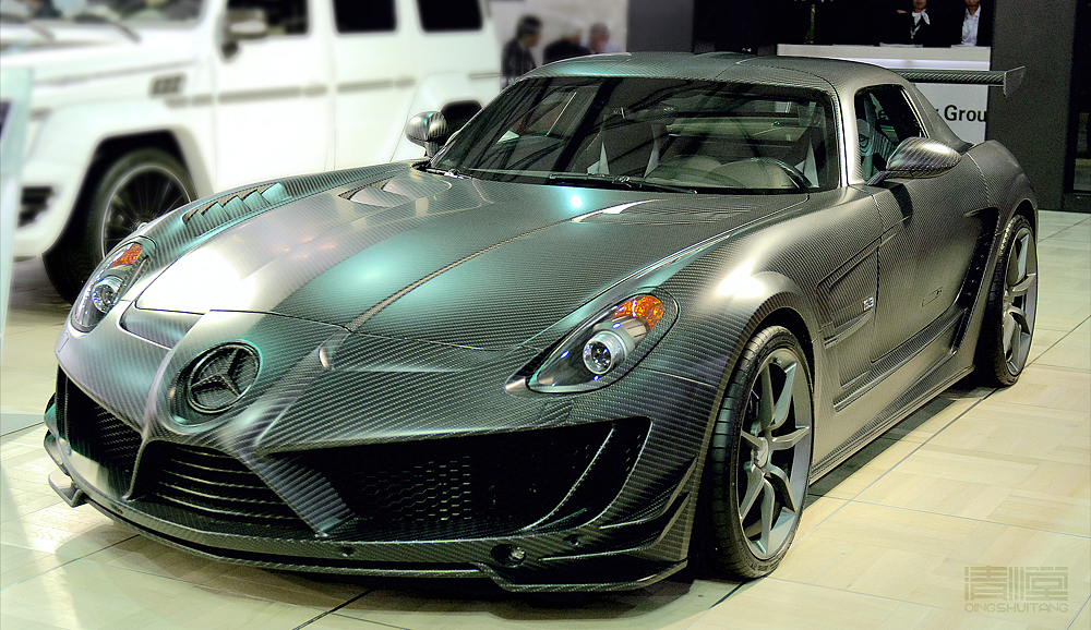 奔驰~被放在最后面,不知道展商神马意思?感觉走的就是蝙蝠侠的范!