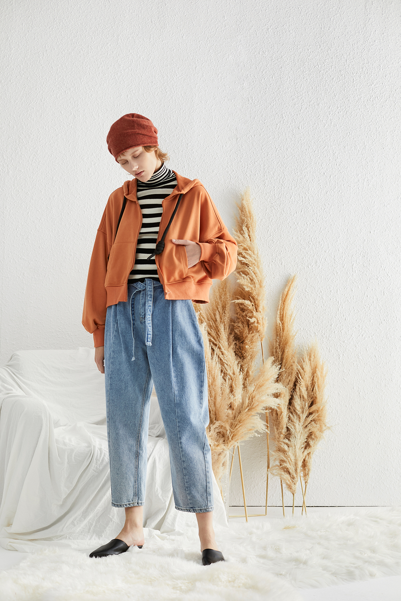 深圳杰拍时尚摄影 ▏女装棚内拍摄