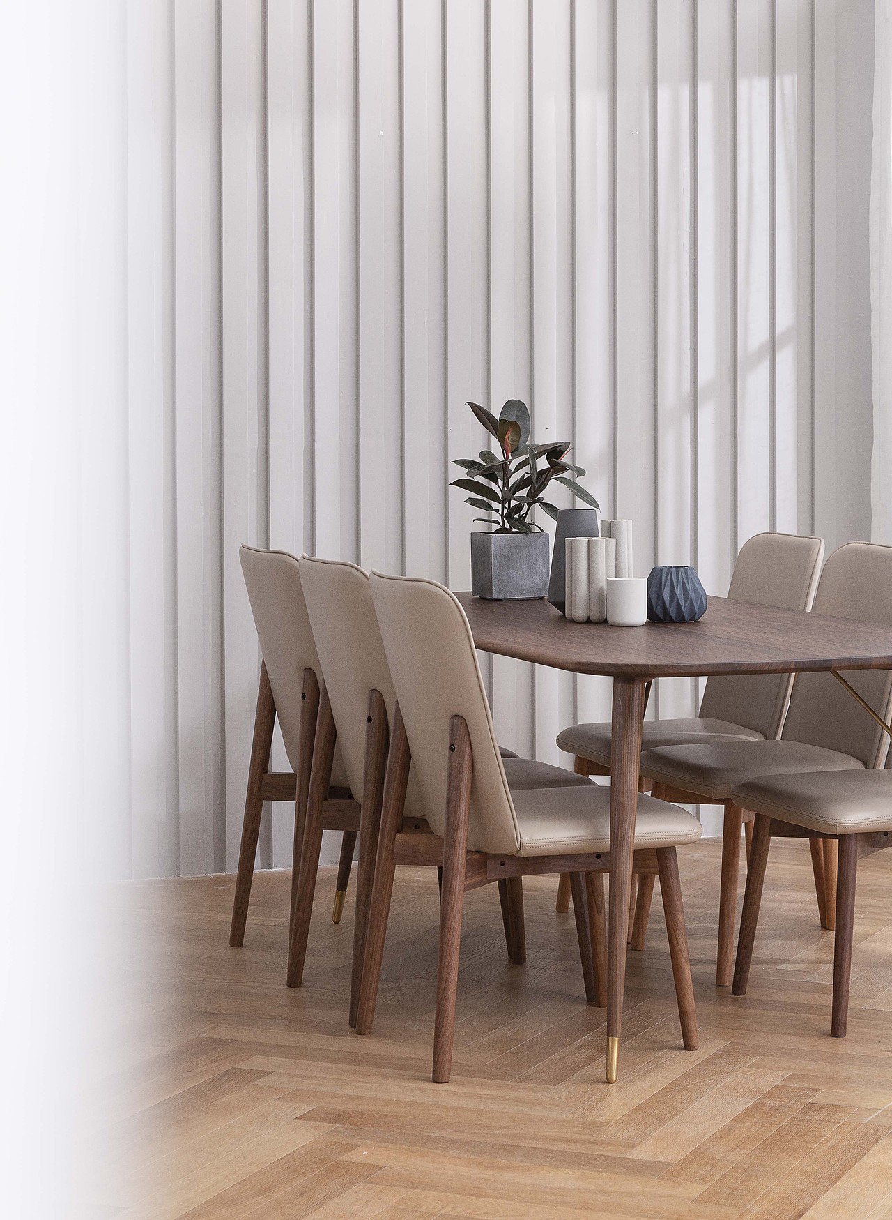 云椅/一款简单舒适的高靠背椅