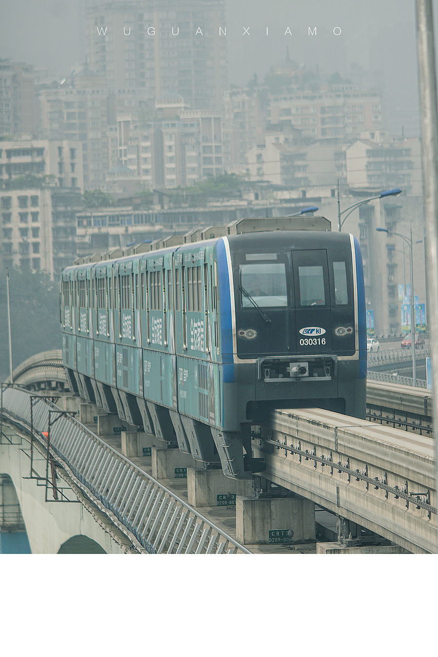 原创作品:重庆轻轨