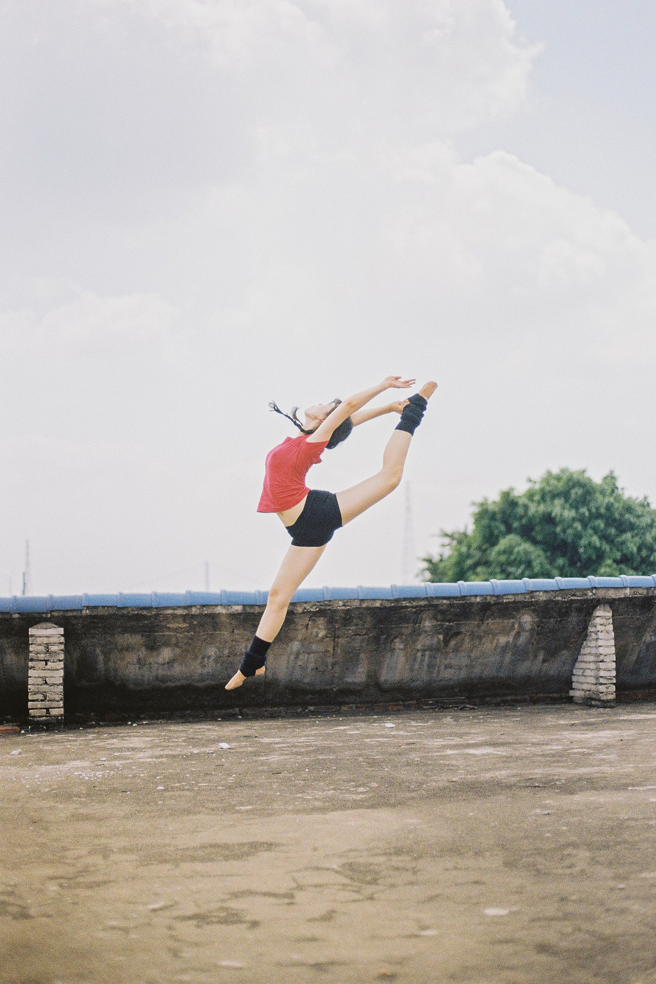 芳華（圖ZMjU0NTgxODQw） - 人像攝影 - 站酷設(shè)計師川楓鈴木原創(chuàng)素材 - 站酷ZCOOL