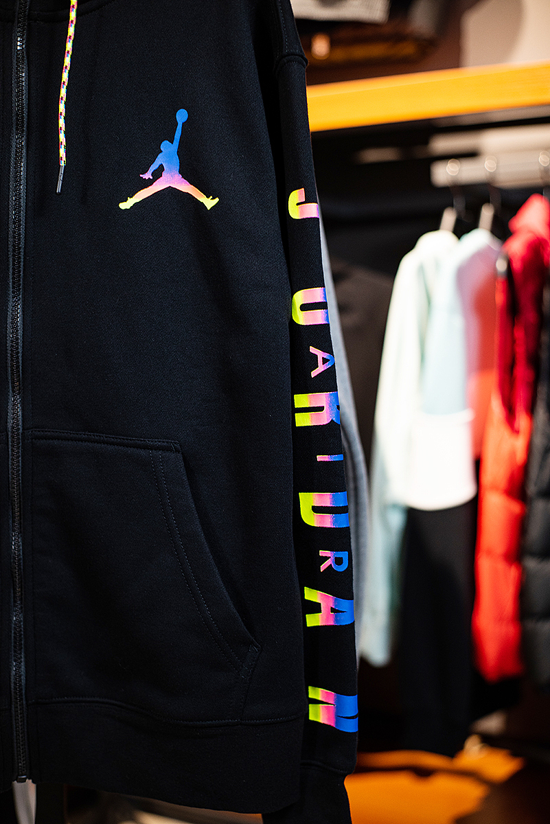 服装拍摄（图ZMjUwODkwNTA0） - 产品摄影 - 站酷设计师谭笑美食摄影原创素材 - 站酷ZCOOL