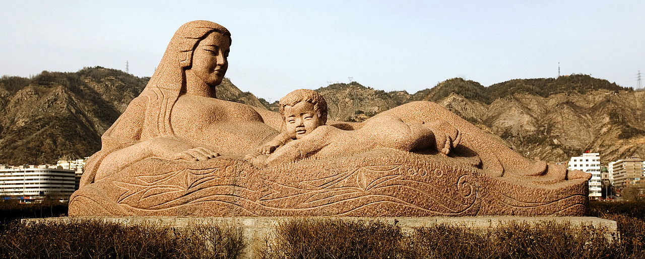 黄河母亲兰州标志性雕塑,象征黄河母亲和华夏子孙