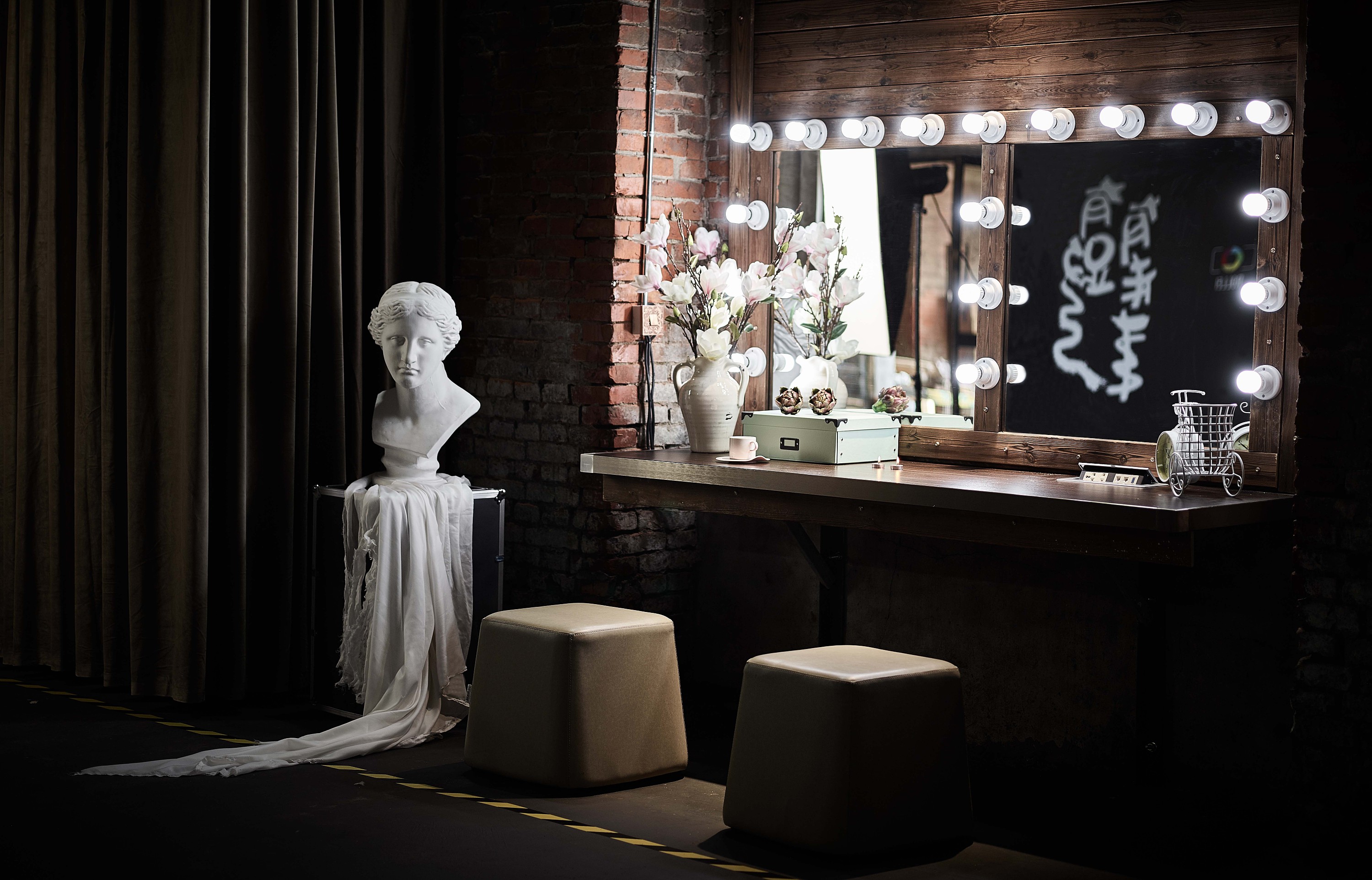 拍摄基地 影棚|摄影|静物|禄莱影像艺术工厂 - 原创作品 - 站酷