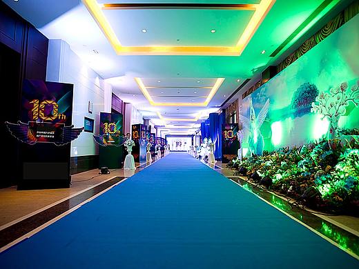 年終盛典展會設計與搭建（個人主頁-ZNTIwNTEzNjg=） - 宣傳物料 - 站酷設計師MCG夏天原創(chuàng)素材 - 站酷ZCOOL