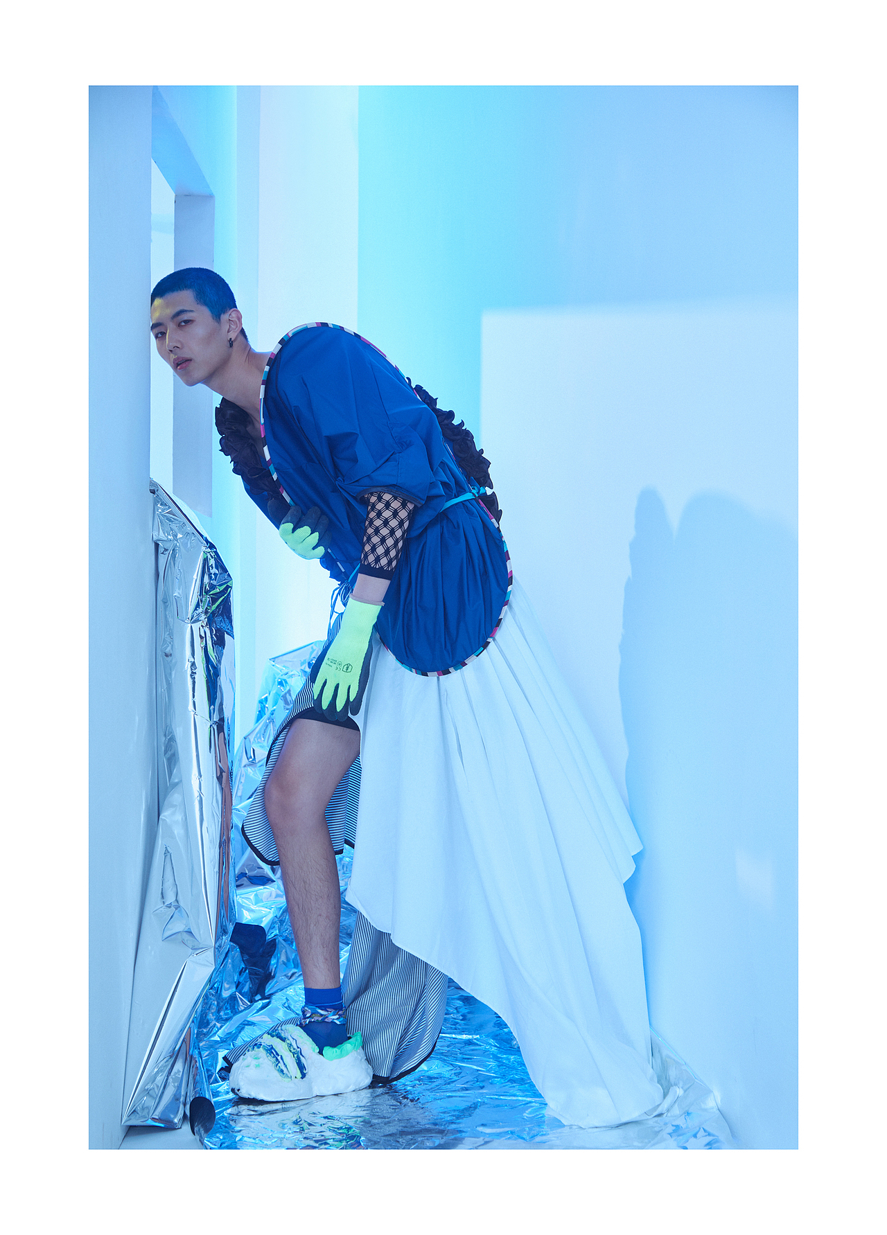 清透与污浊:安静与咆哮;梦幻与破碎