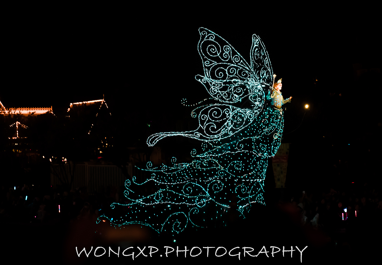 迪斯尼灯车游行