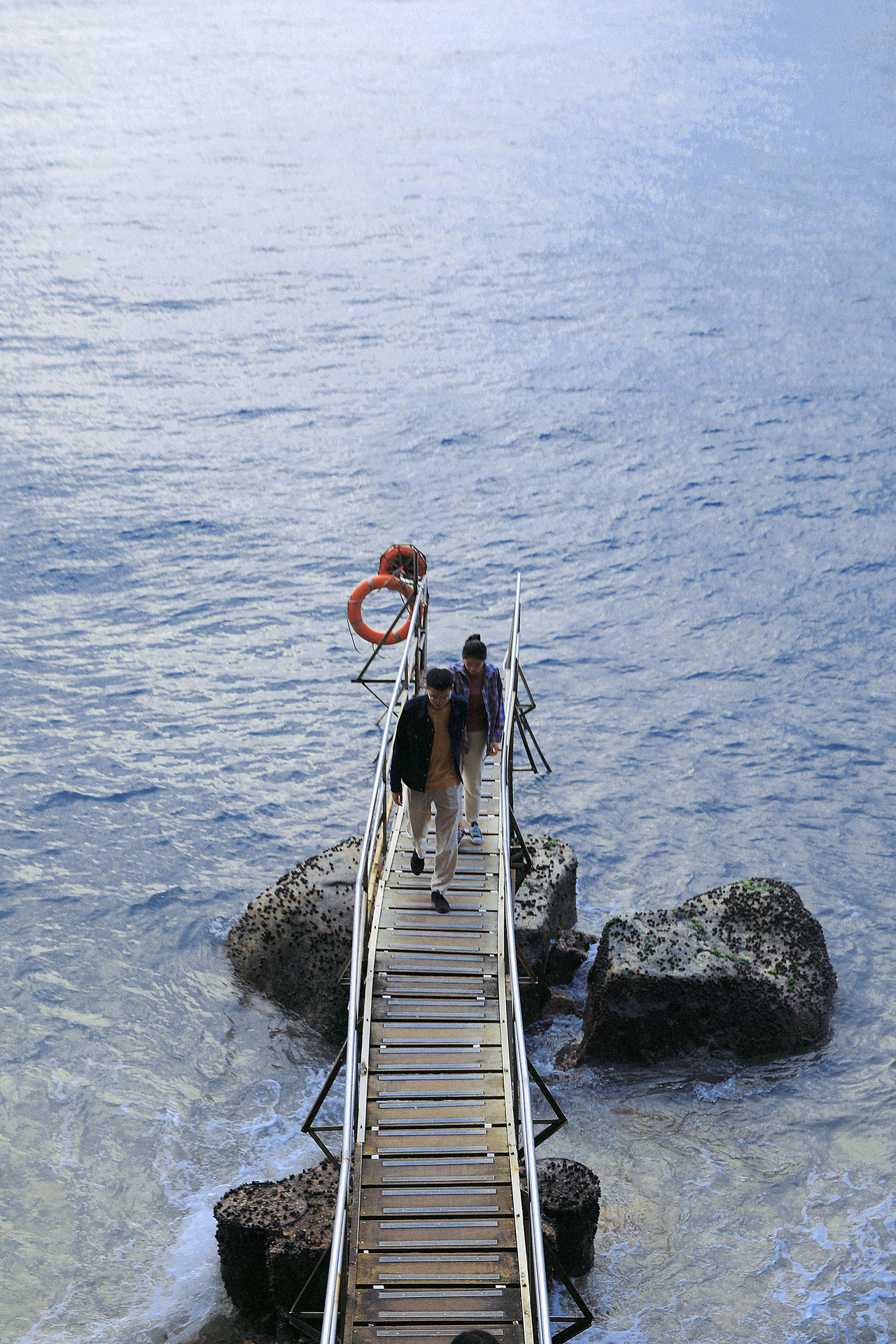 爱是包罗十方天地的绚烂
