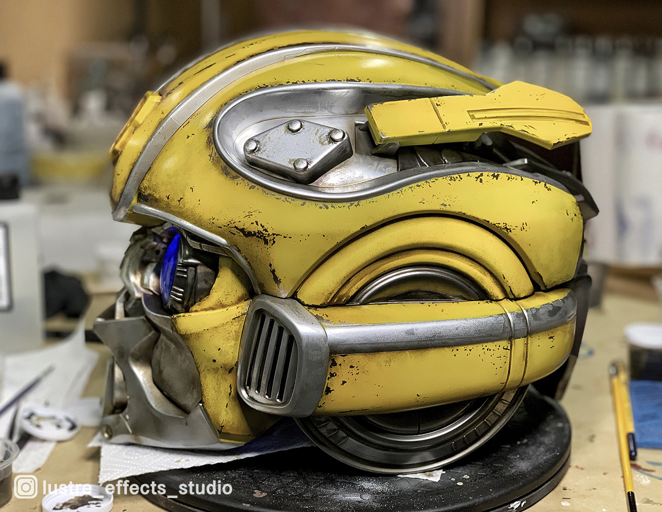 孩之宝电影版变形金刚大黄蜂bumblebee头盔升级涂装