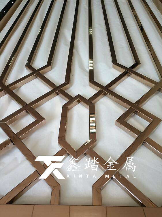 佛山镜面玫瑰金不锈钢镂空屏风装饰家居犹如脱胎换骨
