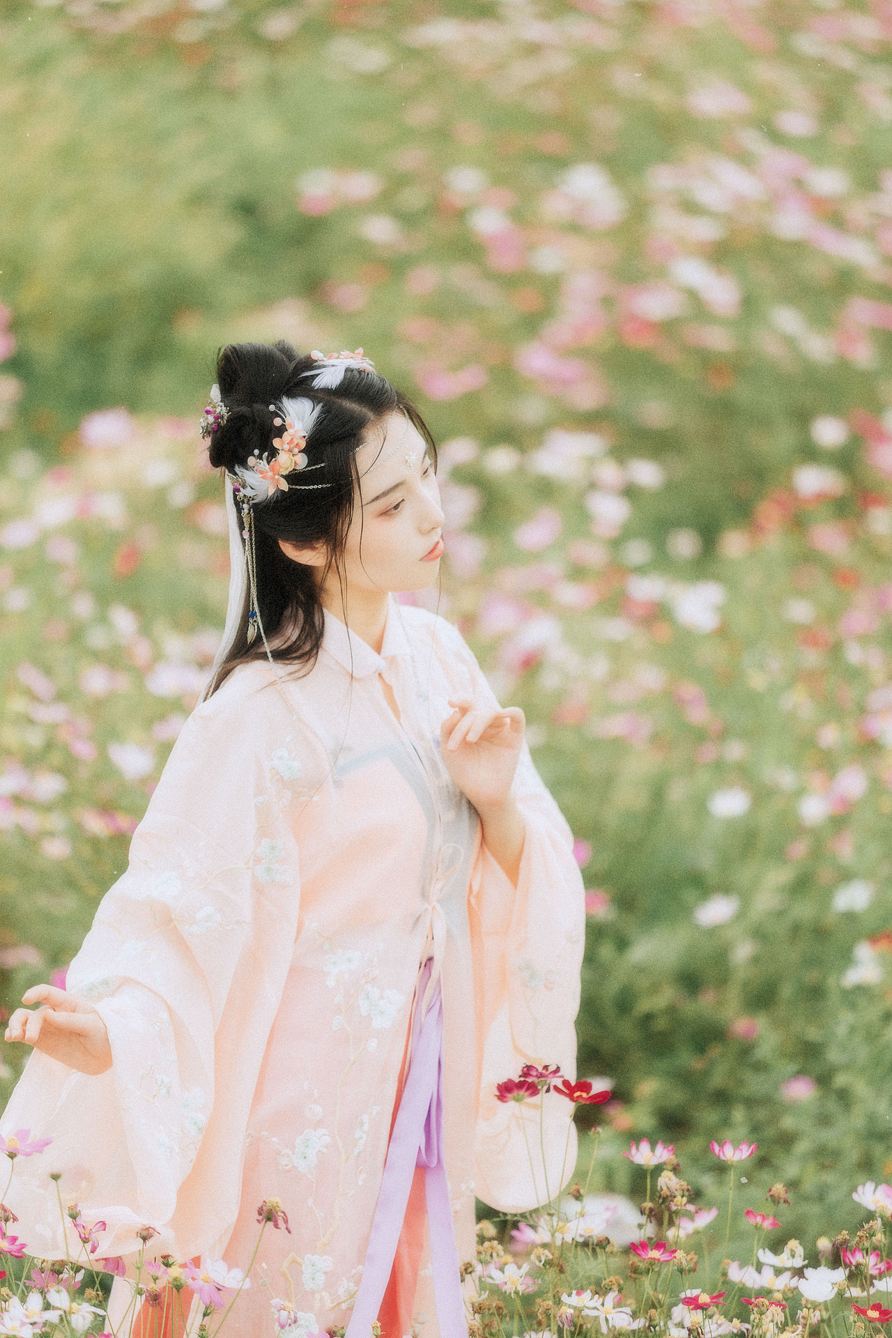 繁花孤影（图ZMjA1ODMyMTA0） - 人像摄影 - 站酷设计师若寒Rock原创素材 - 站酷ZCOOL