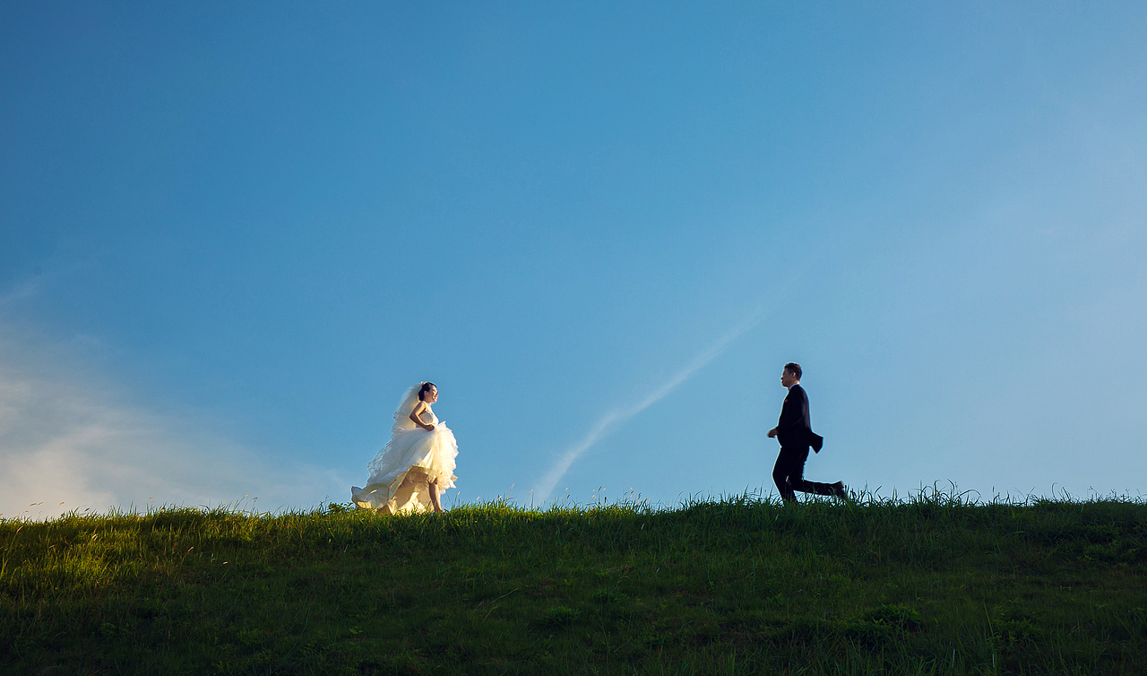 东莞婚礼跟拍多少钱?三月印记摄影工作室