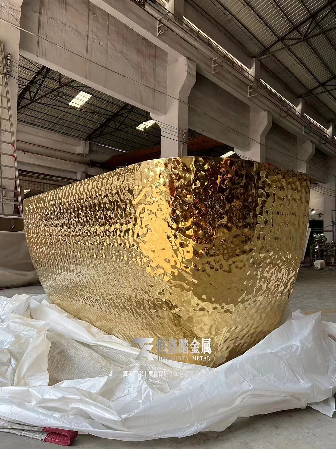 亮面不锈钢吧台 曲面弧形镜面不锈钢服务台 定制水吧台