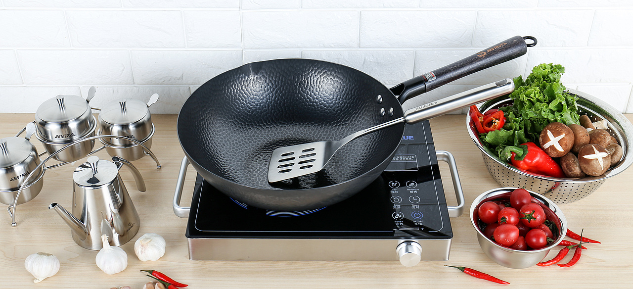 你看这个锅它又大又圆~