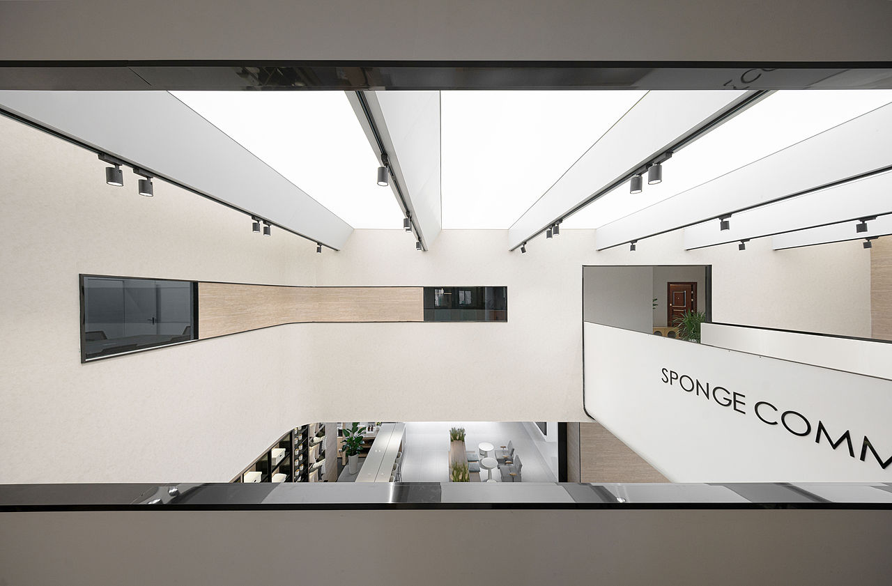 世茂镇江云图售楼处