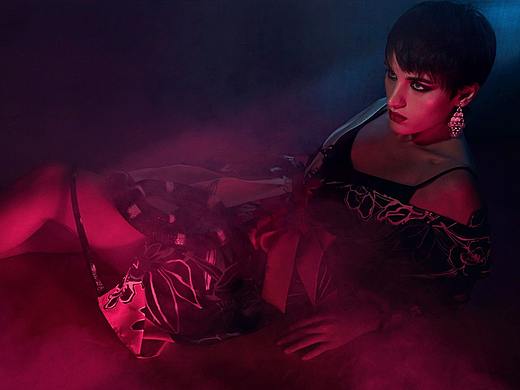 Vera Lurciuc（個(gè)人主頁-ZMjg2NDIwNjQ=） - 人像攝影 - 站酷設(shè)計(jì)師唐宇愷陽Jaden原創(chuàng)素材 - 站酷ZCOOL