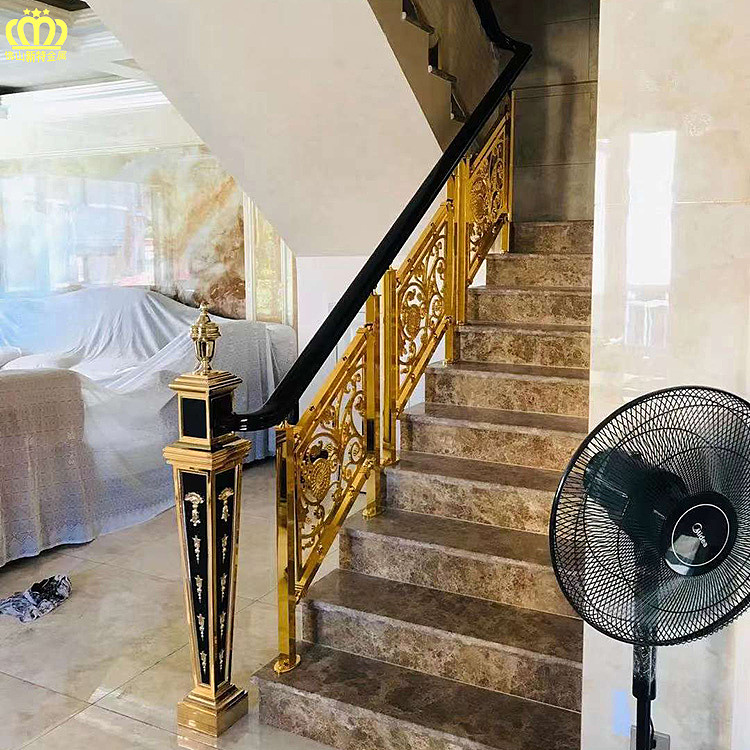 纯铜雕刻的楼梯护栏奢华大气