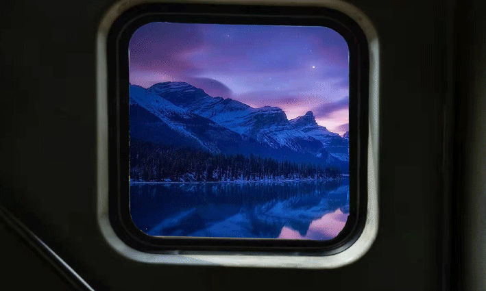 19级视觉传达2班 何谨彤