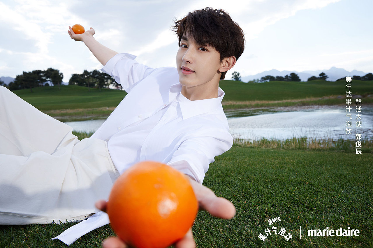 《嘉人》&美年達(dá)（圖ZMjU4MDc3Mjk2） - 修圖/后期 - 站酷設(shè)計(jì)師雜志修圖師_嵐原創(chuàng)素材 - 站酷ZCOOL