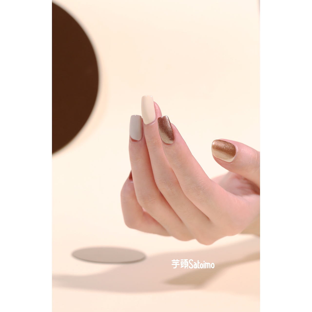 指甲油拍摄（图ZMjI5Mzg2NTY0） - 时尚/艺术摄影 - 站酷设计师郝帥契原创素材 - 站酷ZCOOL