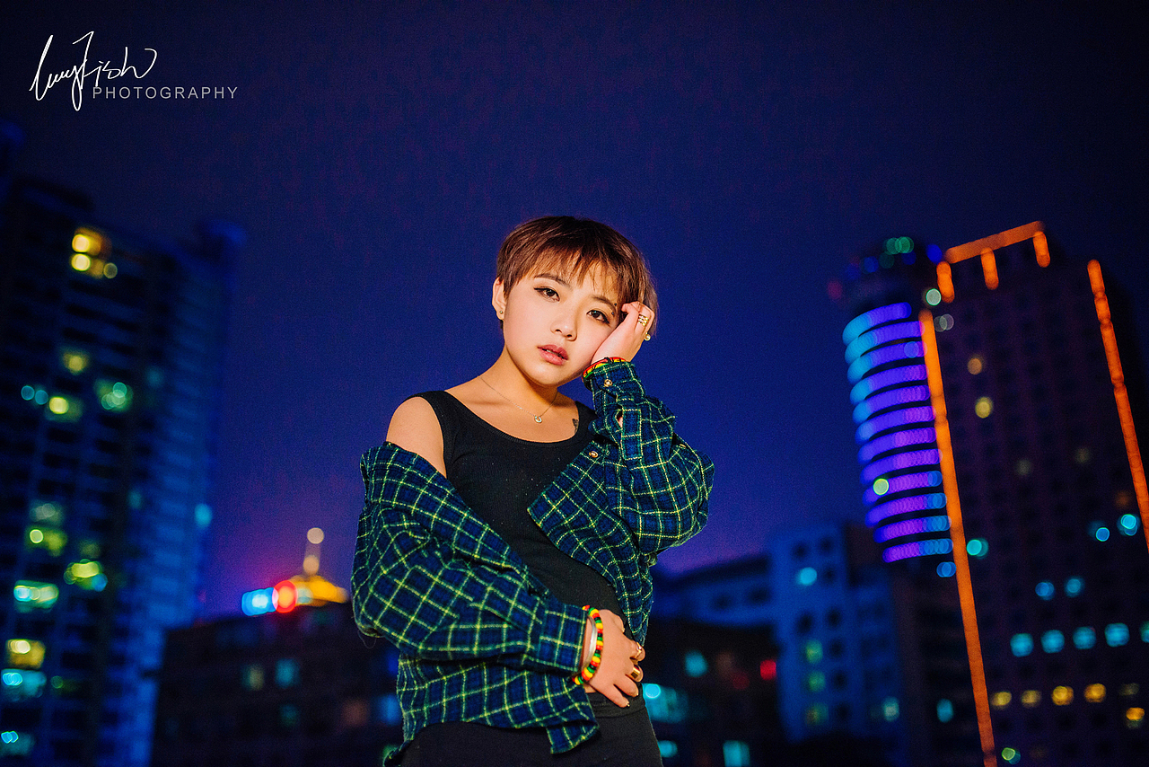 孤独症候群。（图ZMzk4OTU4ODg=） - 人像摄影 - 站酷设计师LazyFish茶几原创素材 - 站酷ZCOOL