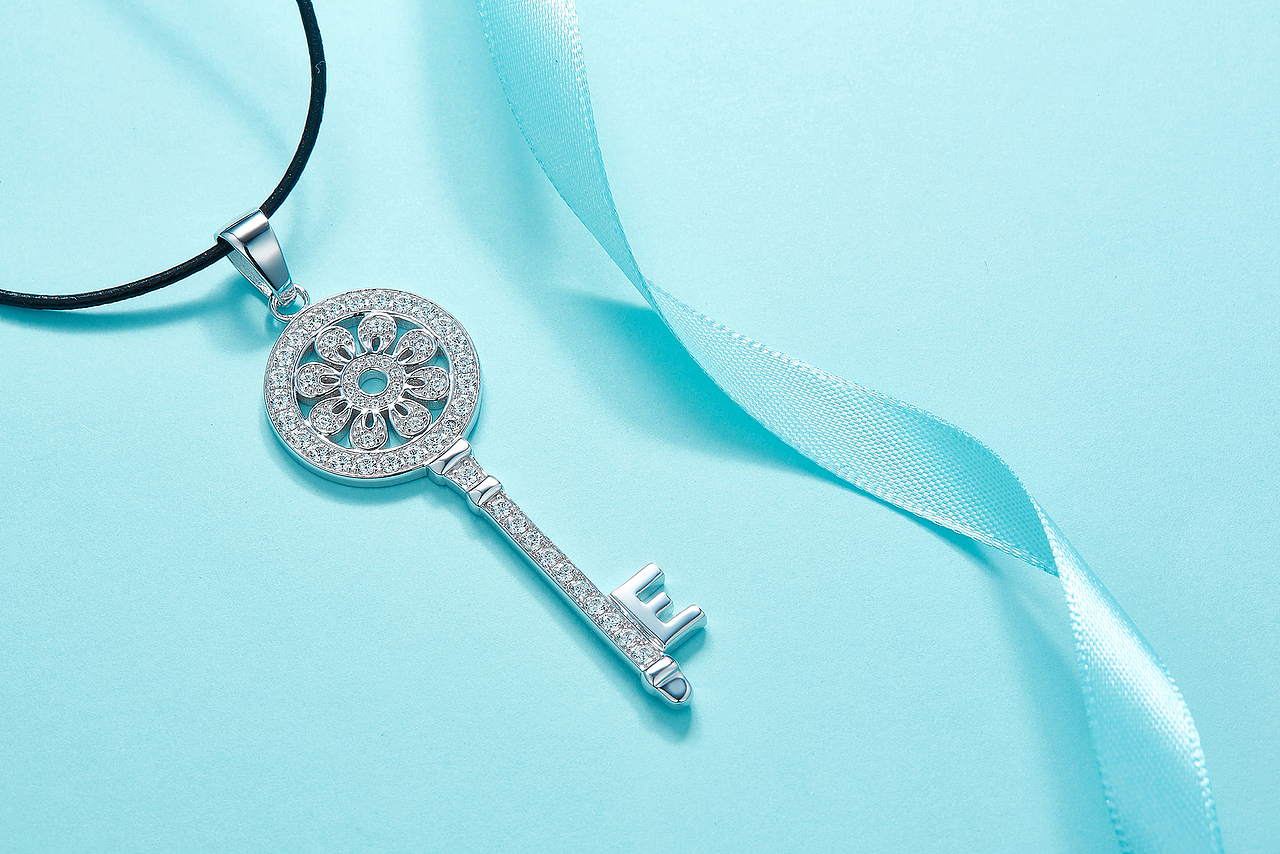 商业珠宝青色场景摄影拍摄