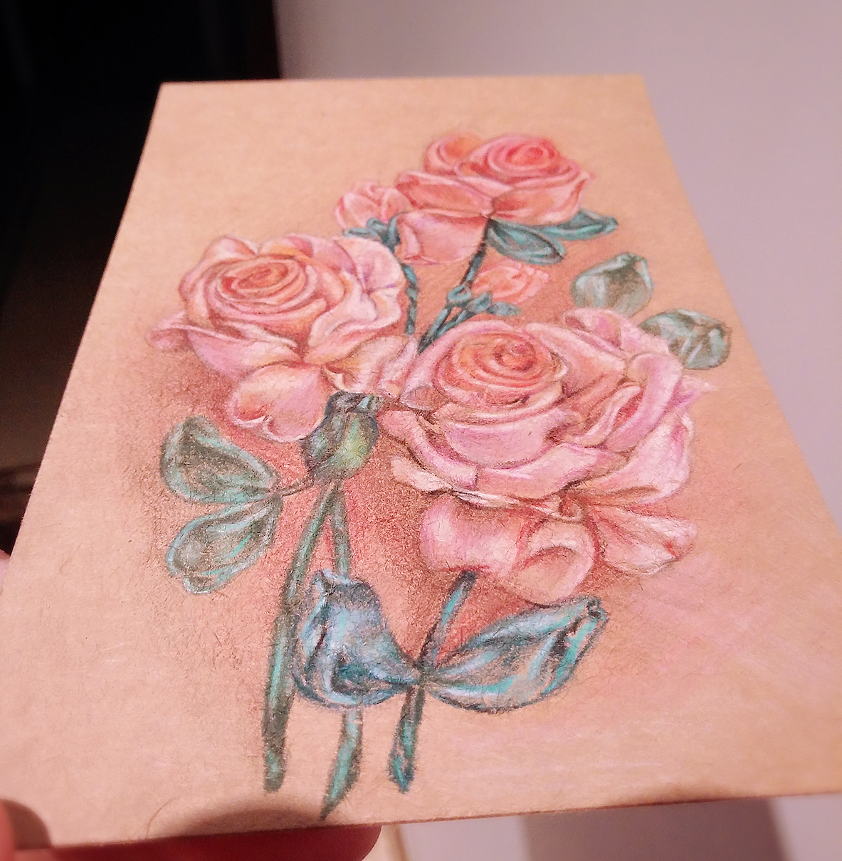 第一次在牛皮纸上画画感觉不是很好画