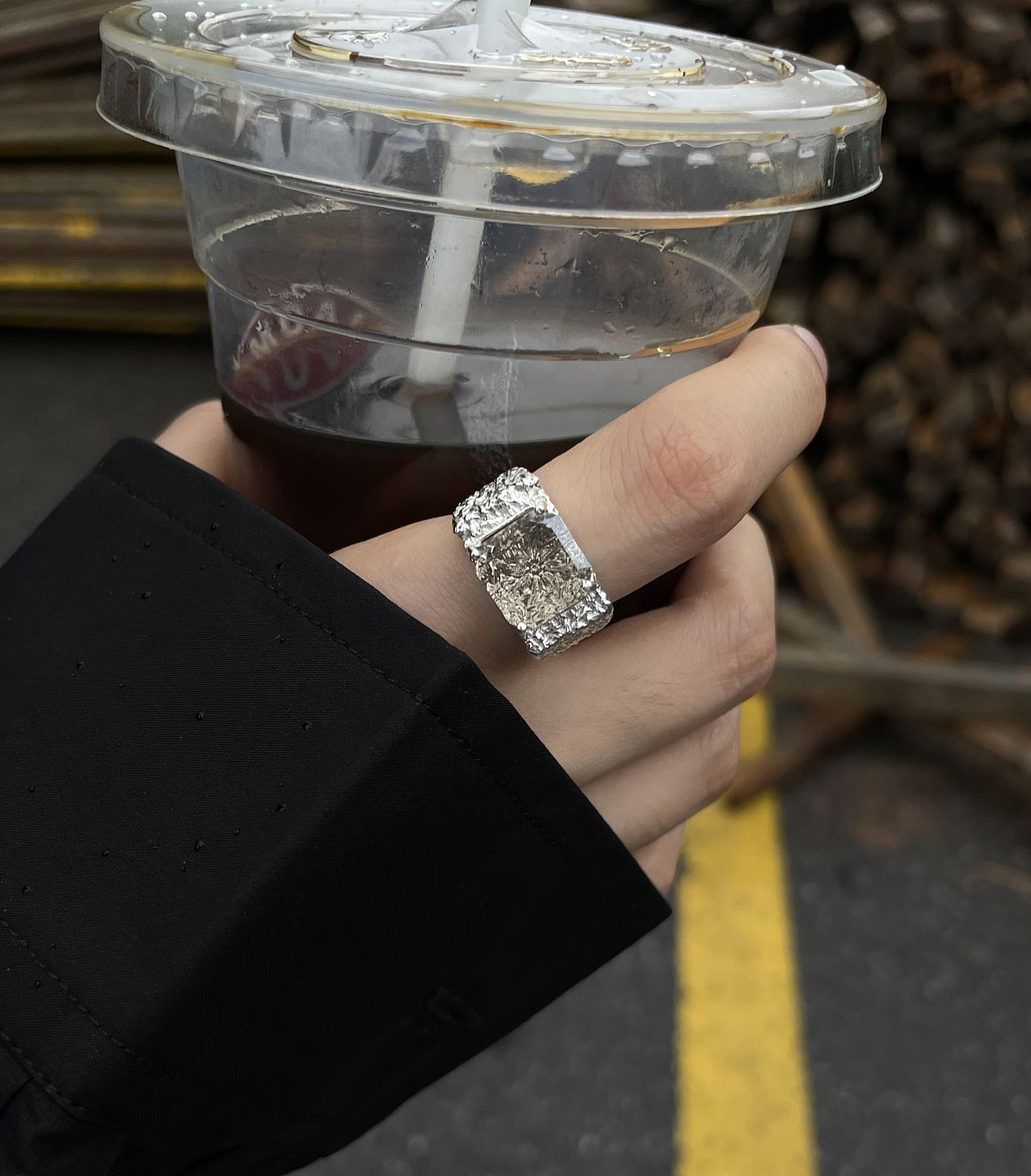 首饰 饰品 精品戒指  潮牌项链拍摄 时尚潮牌静物摄影