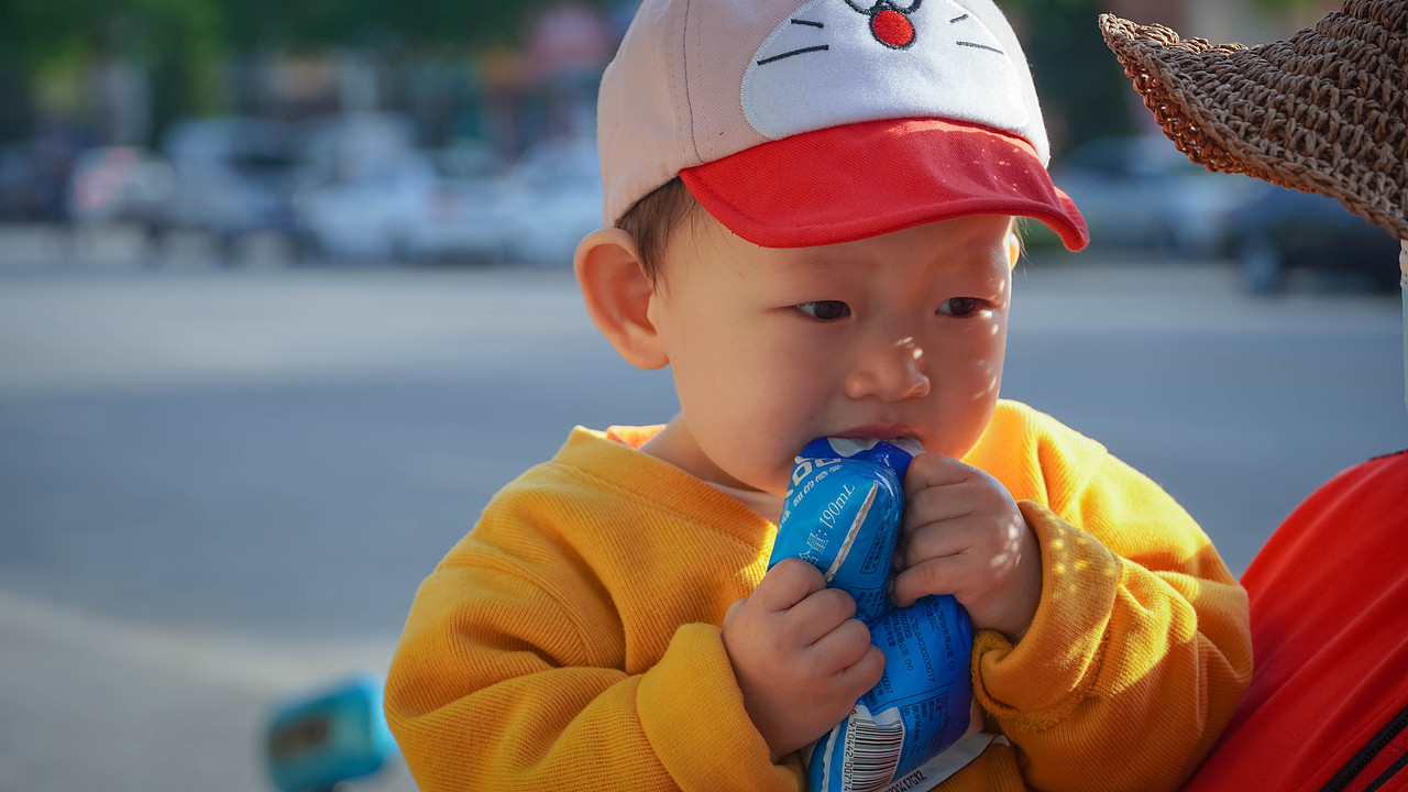 街拍|雨后小城（图ZMjA1NzM4NjA0） - 人文/纪实摄影 - 站酷设计师wasabi安安安琪原创素材 - 站酷ZCOOL