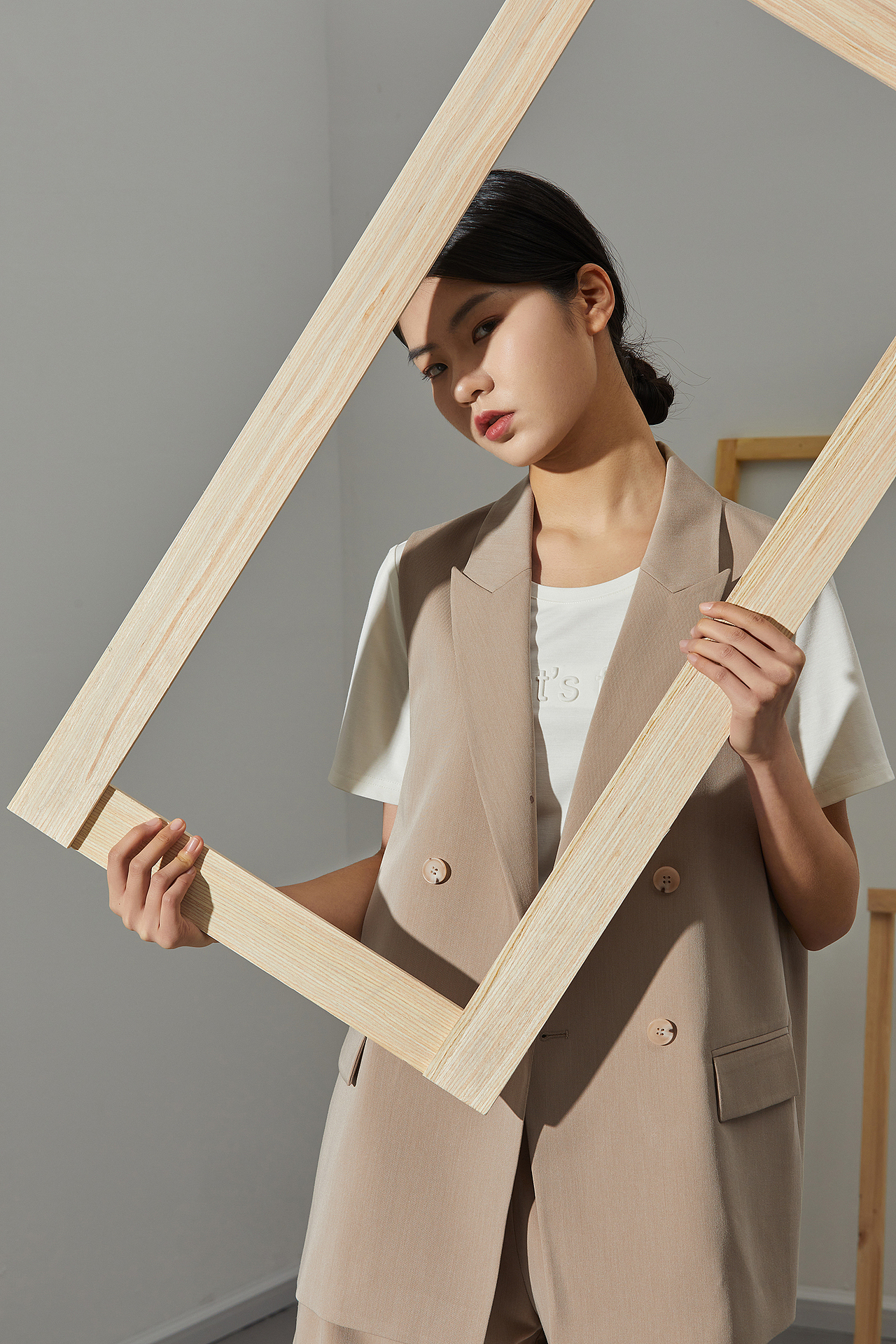 HEIBAI • 电商 | 品牌女装(图ZMjg2MTI4MTc2) - 人像摄影 - 站酷设计师杭州黑白影像原创素材 - 站酷ZCOOL