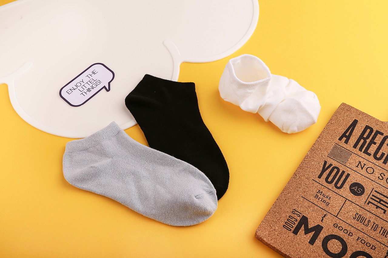 袜子 产品 静物拍摄 生活用品 撞色 可爱 创意