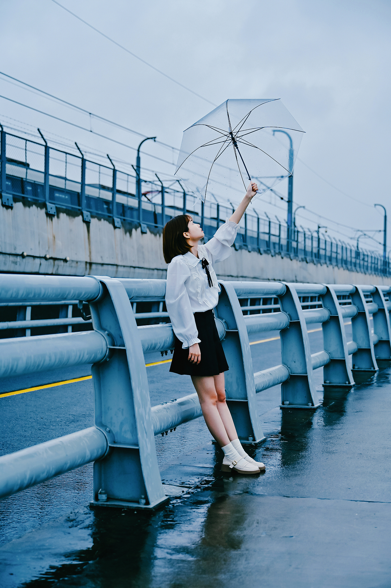 这场雨会不会下不完（图ZMzA1MjUxMDgw） - 人像摄影 - 站酷设计师张基展原创素材 - 站酷ZCOOL