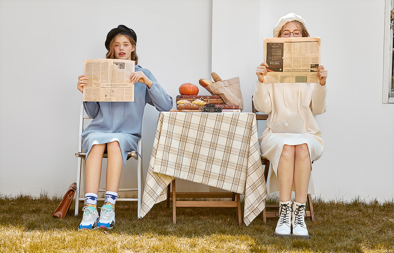 草地和阳光，外景女装拍摄（图ZMTgyMzI3Njgw） - 人像摄影 - 站酷设计师WaiTinG0417原创素材 - 站酷ZCOOL