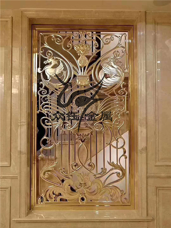 酒店钛金铝艺雕花镂空屏风 铝板雕刻屏风隔断