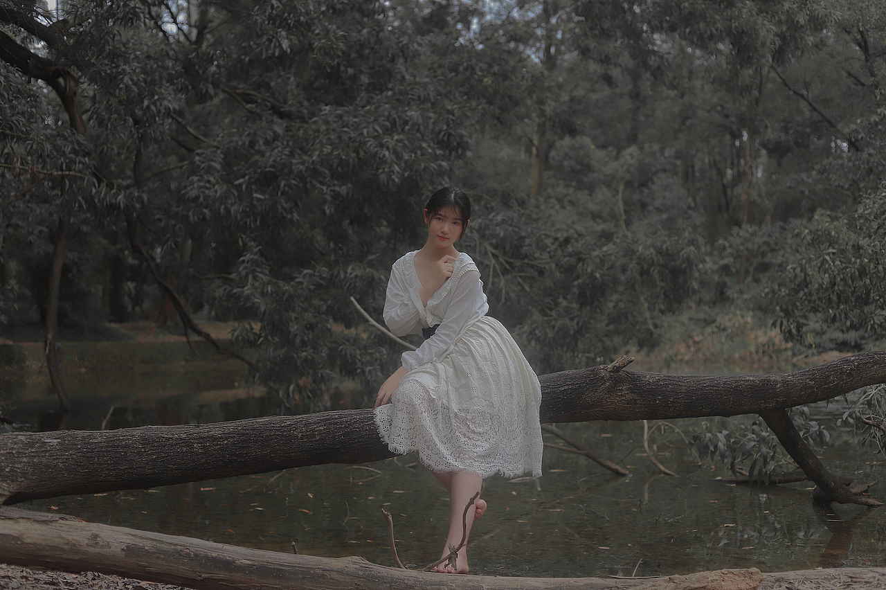白衣林（圖ZMjQ2OTU4Mjk2） - 人像攝影 - 站酷設計師川楓鈴木原創(chuàng)素材 - 站酷ZCOOL