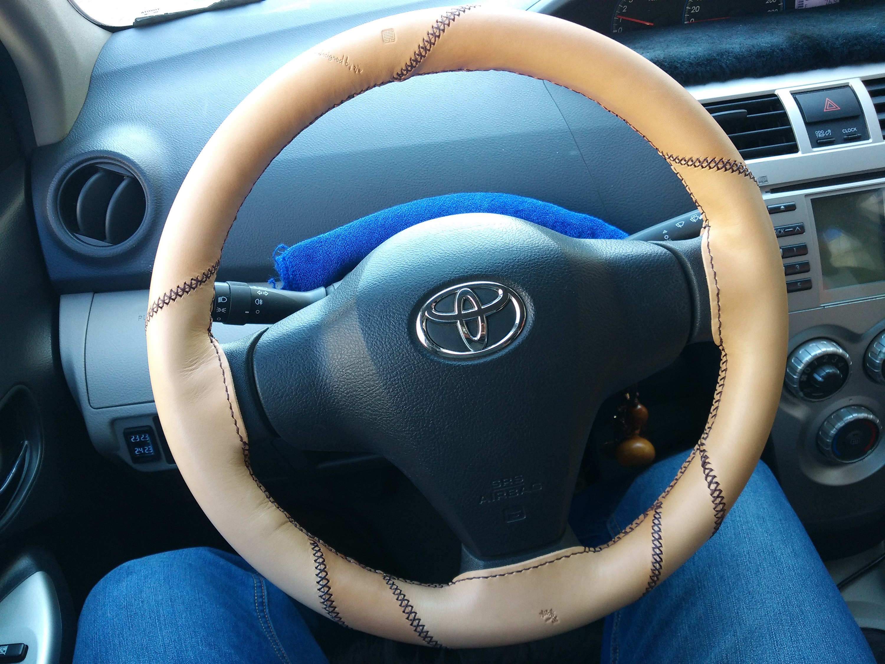 手工植鞣牛皮方向盘套