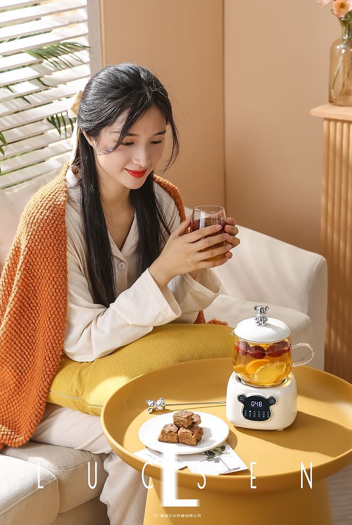 小家電攝影|玻璃養(yǎng)生壺 X鹿森視覺（圖ZMzQ3MzcyNzM2） - 產(chǎn)品攝影 - 站酷設(shè)計師鹿森視覺原創(chuàng)素材 - 站酷ZCOOL