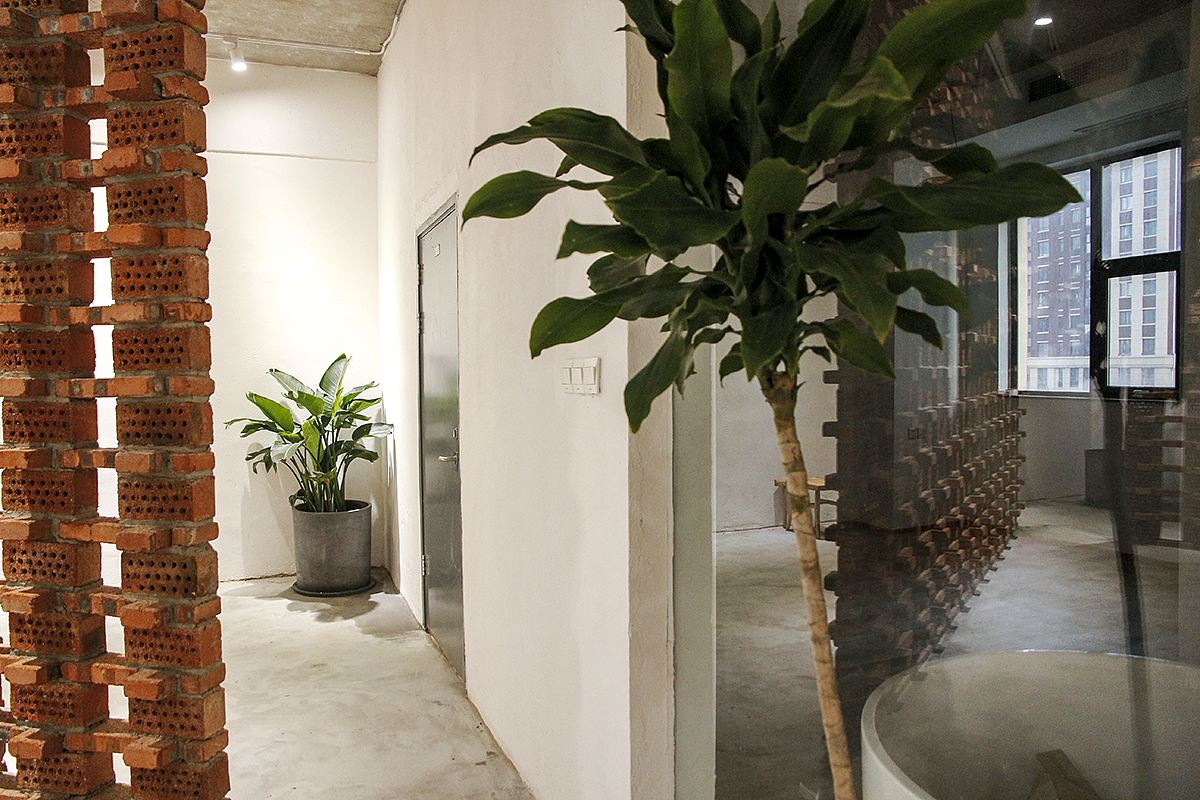 如同“山谷”的一般植物书店