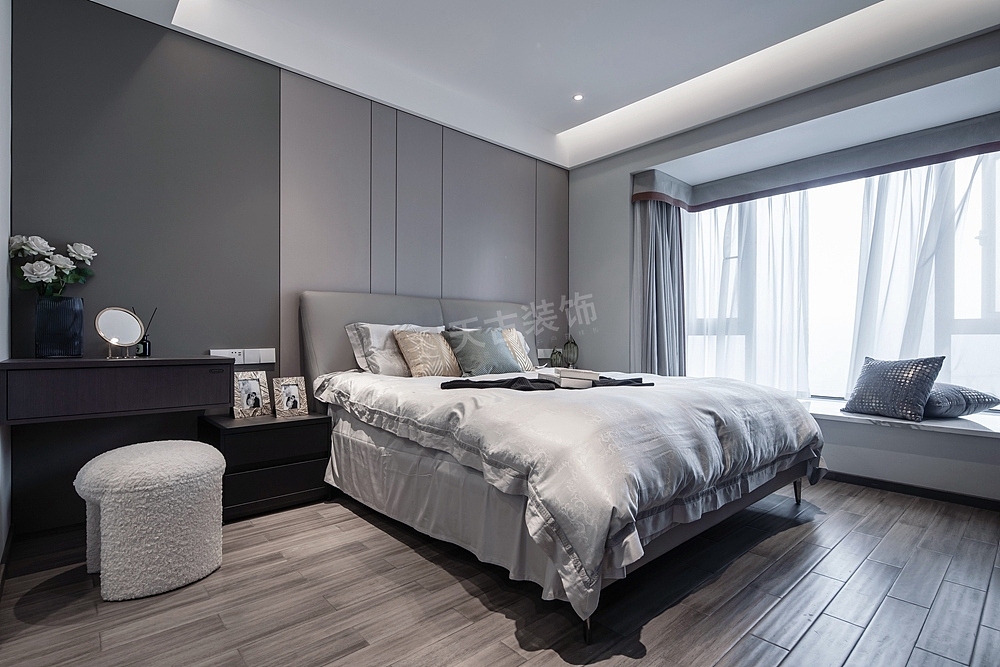 恒大御龙天峰装修完工效果,轻奢风格,天古设计师彭丽