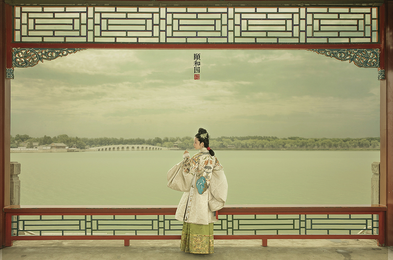 颐和园（图ZMTI3MDkyNDAw） - 人像摄影 - 站酷设计师摄影师蝈蝈小姐原创素材 - 站酷ZCOOL