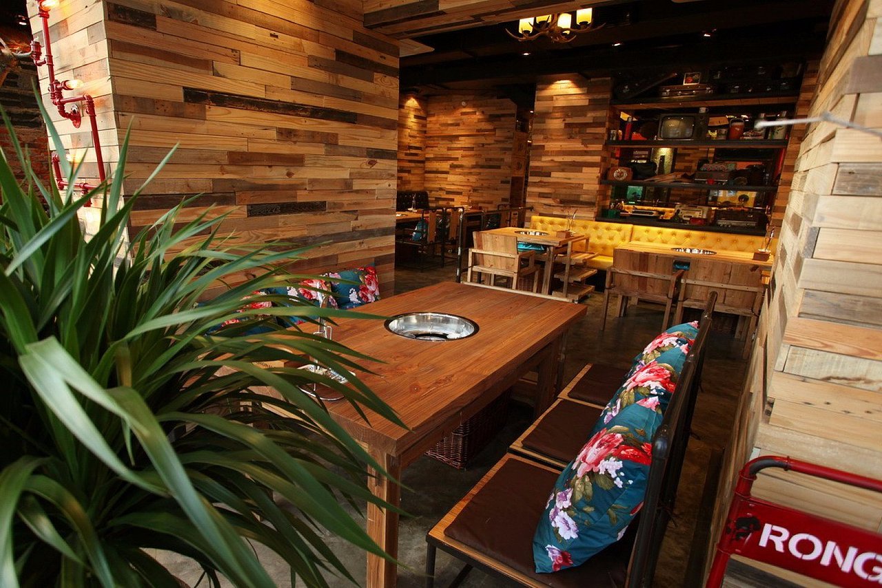 宁波蓉客牛杂火锅店设计装修效果图