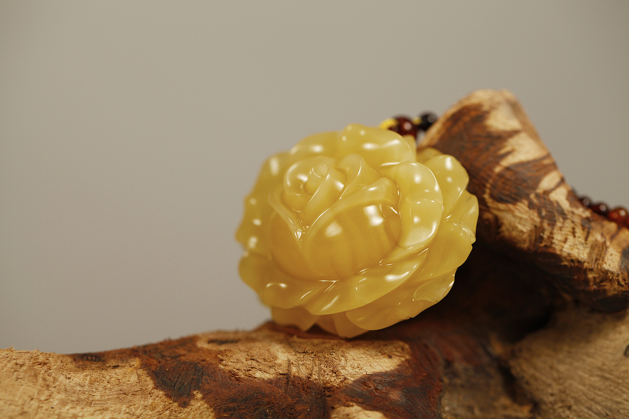 产品静物摄影电商产品拍摄餐具刀叉玉石拍摄琥珀蜜蜡（图ZMTQ0MjcxMDI4） - 产品摄影 - 站酷设计师睿杰嘉尔摄影公司原创素材 - 站酷ZCOOL