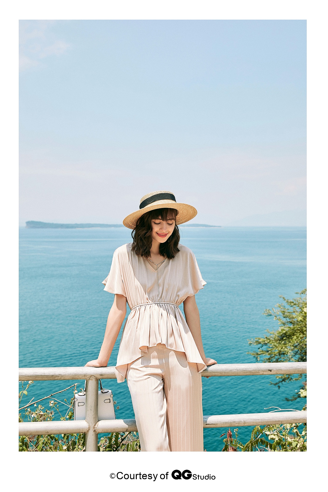 千行视觉qg夏日海边女装拍摄