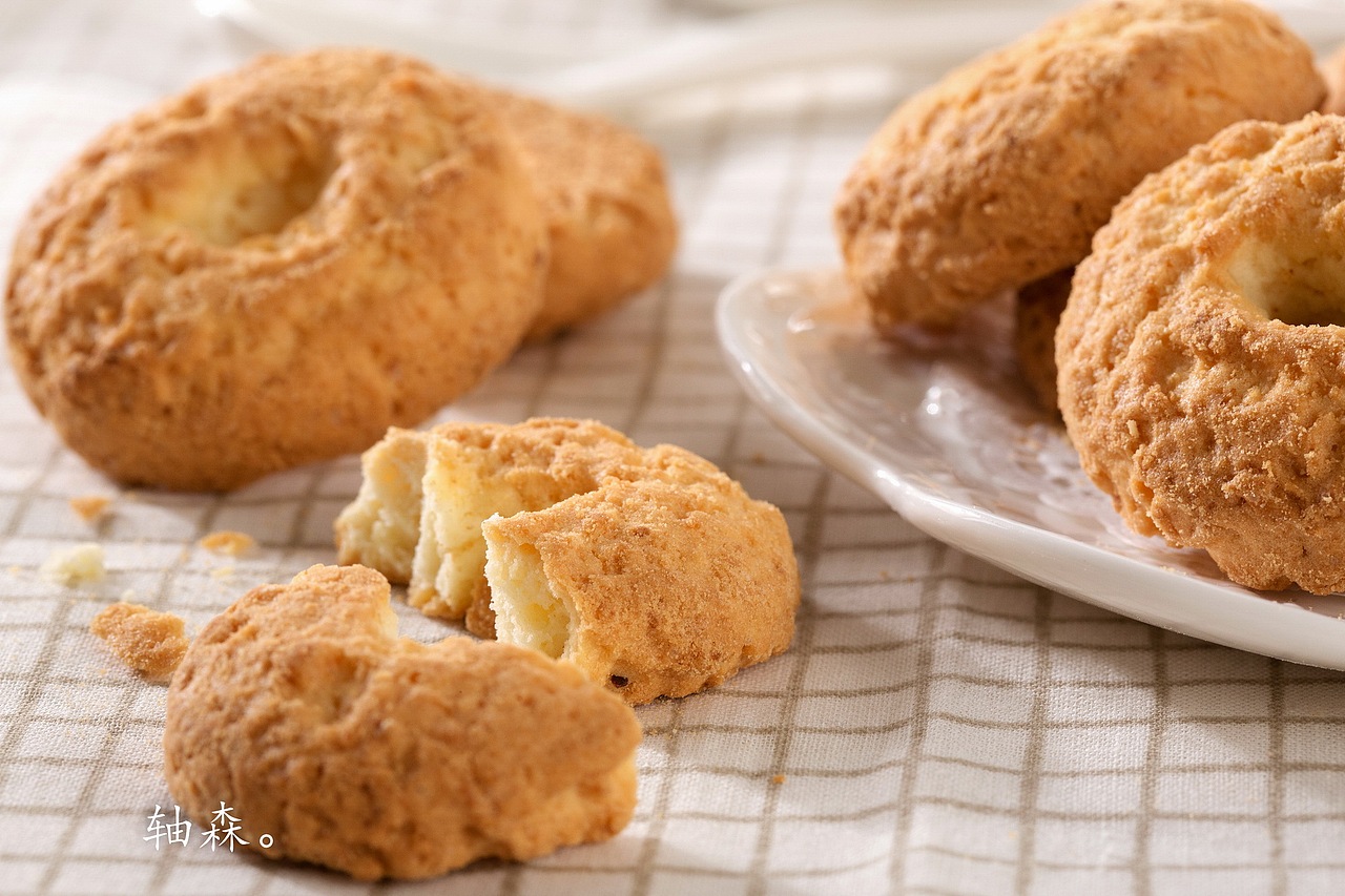 #餅干零食# 進(jìn)口餅干零食拍攝（圖ZNDEzOTU3MzY=） - 產(chǎn)品攝影 - 站酷設(shè)計(jì)師軸森原創(chuàng)素材 - 站酷ZCOOL