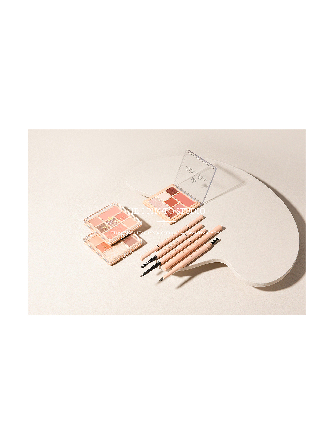 杭州产品摄影「美妆彩妆 口红 眉笔 眼影盘」黑和马（图ZMjkwMTUzMjY0） - 产品摄影 - 站酷设计师黑和马摄影原创素材 - 站酷ZCOOL