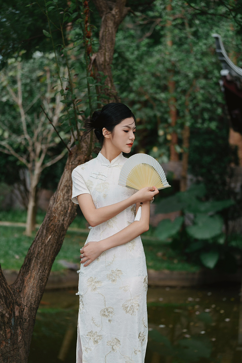 新中式/更！（图ZMzU3Mjk0ODI0） - 人像摄影 - 站酷设计师CHENyikeputao原创素材 - 站酷ZCOOL